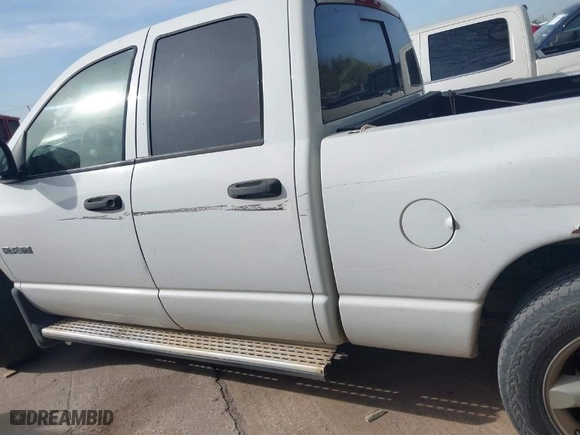 2008 Dodge Ram 1500 SLT with VIN 1D7HA182X8J212993, listed as a IAAI auction lot 41871136 with 218,277 mi miles. Bid and sale history available at carsss.com. Image 14.
