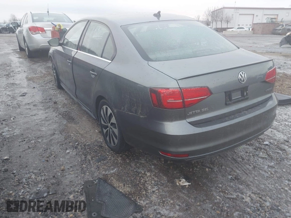 2015 Volkswagen Jetta Sedan Hybrid SEL Premium with VIN 3VW637AJ9FM310524, listed as a IAAI auction lot 41530261 with 160,088 mi miles. Bid and sale history available at carsss.com. Image 3.