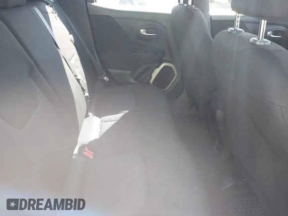 2016 Jeep Renegade Sport with VIN ZACCJBAW1GPC59187, listed as a IAAI auction lot 41699358 with 121,151 mi miles. Bid and sale history available at carsss.com. Image 8.
