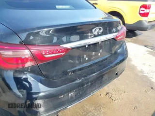 2018 Infiniti Q50 3.0t LUXE with VIN JN1EV7AP1JM590282, listed as a IAAI auction lot 41701763 with 111,318 mi miles. Bid and sale history available at carsss.com. Image 21.