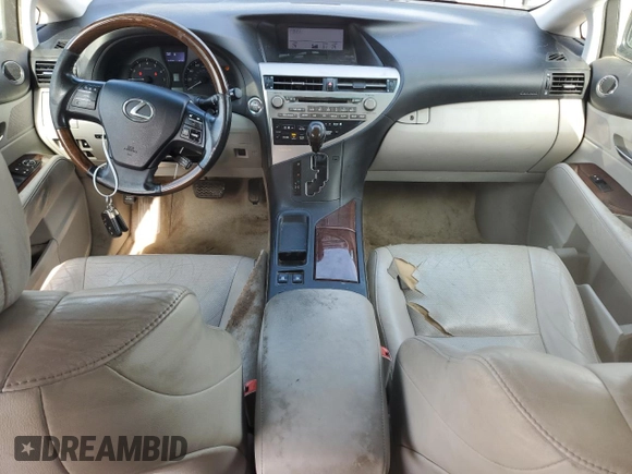 2011 Lexus RX 350 z VIN 2T2BK1BA6BC117715, wystawiony jako Copart lot #55993135 z przebiegiem 222 665 mil mil oraz Szkoda całkowita • Salvage title. Historia ofert i sprzedaży dostępna na DreamBid. Obrazek 8.