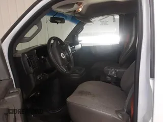 2017 Chevrolet Express Cargo with VIN 1GCWGAFGXH1272979, listed as a IAAI auction lot 42728535 with 165,033 mi miles and . Bid and sale history available at DreamBid. Image 14.