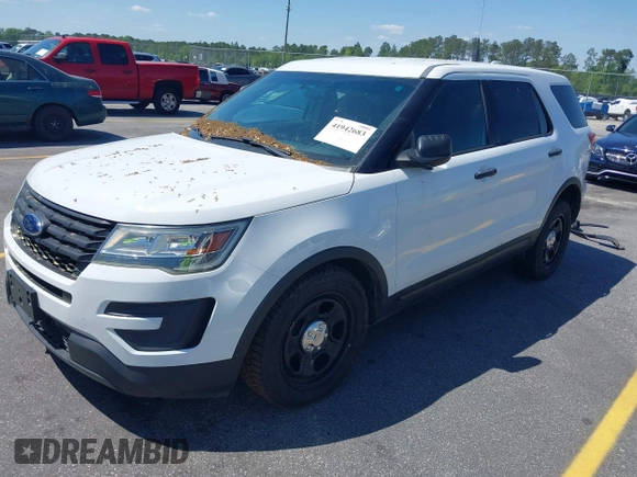 2017 Ford Police Interceptor Utility z VIN 1FM5K8ARXHGA04700, wystawiony jako IAAI lot #41942683 z przebiegiem 120 594 mil mil oraz . Historia ofert i sprzedaży dostępna na DreamBid. Obrazek 2.