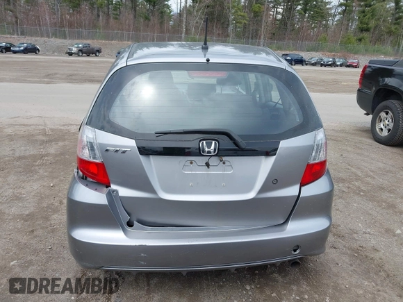 2010 Honda Fit with VIN JHMGE8H26AC001303, listed as a IAAI auction lot 42040111 with 129,949 mi miles. Bid and sale history available at carsss.com. Image 16.