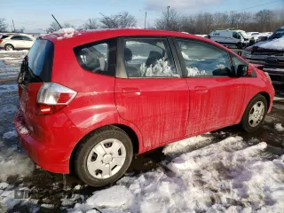 2013 Honda Fit with VIN JHMGE8H30DC029417, listed as a Copart auction lot 41635345 with 95,217 mi miles and Salvage Title. Bid and sale history available at carsss.com. Image 3.