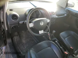 2008 Volkswagen Beetle S с VIN 3VWRW31C88M506374, выставлен на аукционе Copart как лот 83808904 с пробегом 109 126 миль миль и Списание • Salvage title. История ставок и продаж доступна на DreamBid. Изображение 8.