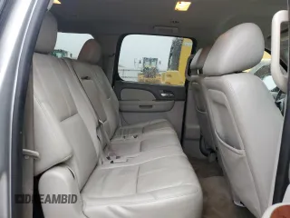 2014 GMC Yukon XL SLT with VIN 1GKS1KE04ER239326, listed as a Copart auction lot 42913765 with 207,017 mi miles and Clean Title. Bid and sale history available at carsss.com. Image 11.