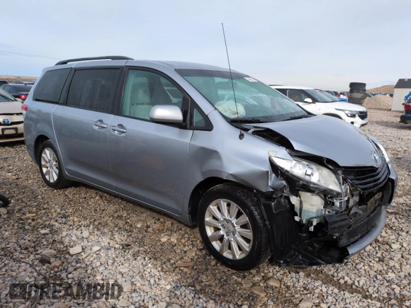 2012 Toyota Sienna LE with VIN 5TDJK3DC8CS031664, listed as a Copart auction lot 46085105 with 152,758 mi miles and Salvage Title. Bid and sale history available at carsss.com. Image 4.