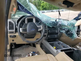 2017 Ford F-250 Lariat z VIN 1FT7W2BT4HEB74233, wystawiony jako Copart lot #55230605 z przebiegiem Nie podano mil oraz Szkoda całkowita • Salvage title. Historia ofert i sprzedaży dostępna na DreamBid. Obrazek 8.