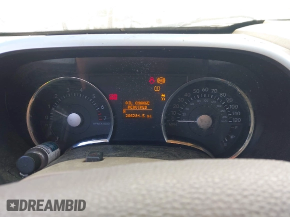 2010 Mercury Mountaineer z VIN 4M2EN3HE9AUJ06976, wystawiony jako IAAI lot #42047883 z przebiegiem 206 294 mil mil oraz . Historia ofert i sprzedaży dostępna na DreamBid. Obrazek 7.