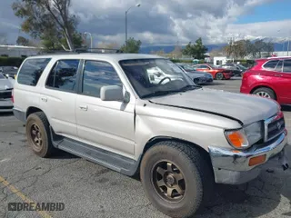 1997 Toyota 4Runner SR5 with VIN JT3GN86R7V0023419, listed as a IAAI auction lot 41404103 with 205,518 mi miles. Bid and sale history available at carsss.com. Image 1.