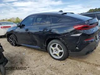 2022 BMW X6 xDrive40i with VIN 5UXCY6C01N9K49185, listed as a Copart auction lot 49020645 with 36,200 mi miles and Salvage Title. Bid and sale history available at carsss.com. Image 2.
