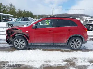 2013 Mitsubishi Outlander Sport LE with VIN 4A4AR5AU4DE025252, listed as a IAAI auction lot 41369262 with 93,020 mi miles. Bid and sale history available at carsss.com. Image 15.