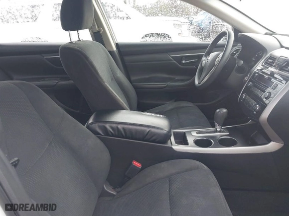 2015 Nissan Altima 2.5 S with VIN 1N4AL3AP8FC294351, listed as a IAAI auction lot 41395909 with 198,648 mi miles. Bid and sale history available at carsss.com. Image 5.