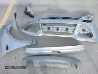 2014 Ford Escape SE с VIN 1FMCU0GX1EUE39109, выставлен на аукционе IAAI как лот 38663532 с пробегом 90 645 миль миль и . История ставок и продаж доступна на DreamBid. Изображение 12.