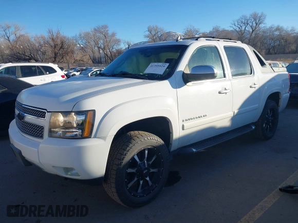 2007 Chevrolet Avalanche 3LT z VIN 3GNFK12367G277363, wystawiony jako IAAI lot #41395929 z przebiegiem 149 864 mil mil oraz . Historia ofert i sprzedaży dostępna na DreamBid. Obrazek 17.