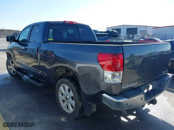 2013 Toyota Tundra 4WD Truck with VIN 5TFUW5F16DX307070, listed as a IAAI auction lot 41306027 with 258,219 mi miles. Bid and sale history available at carsss.com. Image 3.