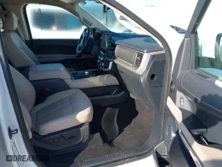2023 Ford Expedition Max XLT with VIN 1FMJK1H86PEA03833, listed as a IAAI auction lot 41610031 with 55,994 mi miles. Bid and sale history available at carsss.com. Image 5.