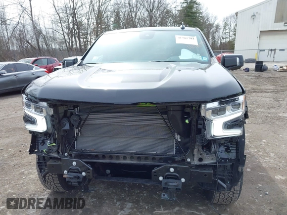 2025 Chevrolet Silverado 1500 with VIN 2GCUKEED9S1109083, listed as a IAAI auction lot 41785793 with 1,546 mi miles and . Bid and sale history available at DreamBid. Image 6.