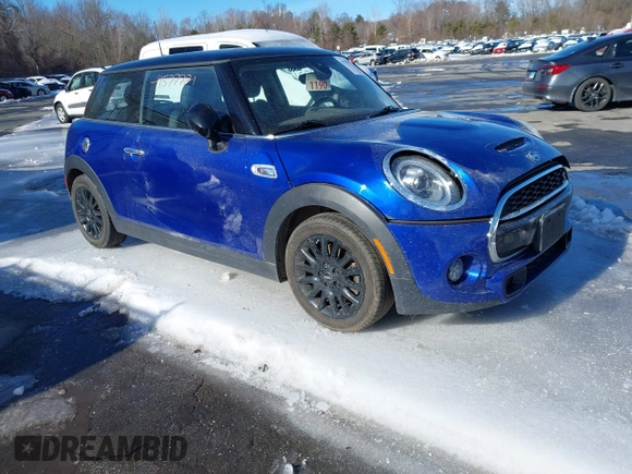 2020 MINI Hardtop Cooper S z VIN WMWXR5C05L2L43423, wystawiony jako IAAI lot #41577721 z przebiegiem 108 123 mil mil oraz . Historia ofert i sprzedaży dostępna na DreamBid. Obrazek 1.