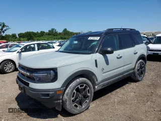 2021 Ford Bronco Sport Outer Banks z VIN 3FMCR9C63MRB12106, wystawiony jako Copart lot #62735275 z przebiegiem 36 807 mil mil oraz Szkoda całkowita • Salvage title. Historia ofert i sprzedaży dostępna na DreamBid. Obrazek 1.