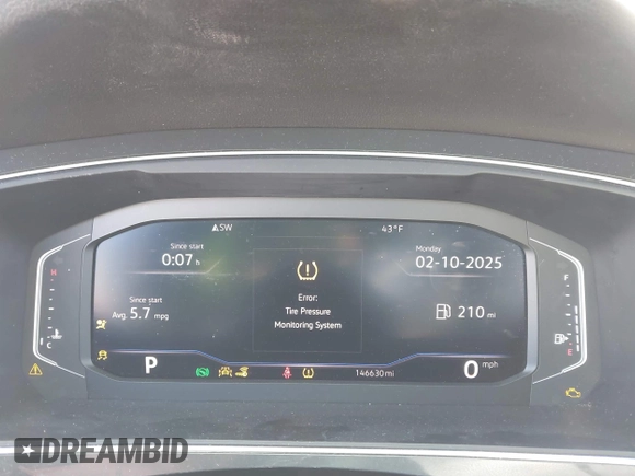 2019 Volkswagen Tiguan SE with VIN 3VV3B7AX9KM135037, listed as a IAAI auction lot 41527344 with 146,630 mi miles and . Bid and sale history available at DreamBid. Image 7.
