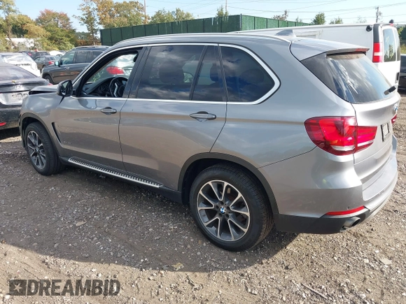 2014 BMW X5 xDrive35i with VIN 5UXKR0C52E0K50710, listed as a IAAI auction lot 40529606 with 114,307 mi miles. Bid and sale history available at carsss.com. Image 3.
