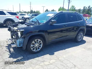 2019 Jeep Cherokee Latitude Plus z VIN 1C4PJLLB9KD248110, wystawiony jako IAAI lot #42205709 z przebiegiem 94 715 mil mil oraz . Historia ofert i sprzedaży dostępna na DreamBid. Obrazek 21.