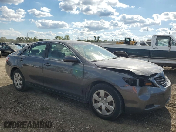 2008 Toyota Camry LE z VIN 4T4BE46K88R013921, wystawiony jako Copart lot #72229094 z przebiegiem 120 851 mil mil oraz Szkoda całkowita • Salvage title. Historia ofert i sprzedaży dostępna na DreamBid. Obrazek 4.