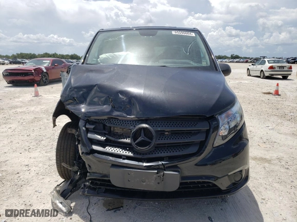 2018 Mercedes-Benz Metris Passenger Van with VIN WD4PG2EE0J3357551, listed as a Copart auction lot 65590604 with 27,916 mi miles and Non Repairable. Bid and sale history available at carsss.com. Image 5.