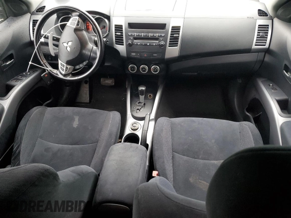 2007 Mitsubishi Outlander XLS z VIN JA4MT41X97U009529, wystawiony jako Copart lot #56943255 z przebiegiem 112 060 mil mil oraz Szkoda całkowita • Salvage title. Historia ofert i sprzedaży dostępna na DreamBid. Obrazek 8.
