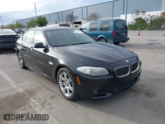 2013 BMW 5 Series 528i with VIN WBAXG5C53DD234207, listed as a IAAI auction lot 41725465 with 116,891 mi miles and . Bid and sale history available at carsss.com. Image 6.