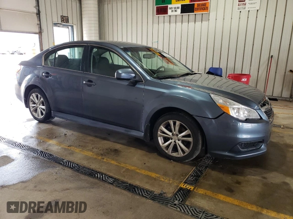 2013 Subaru Legacy Premium z VIN 4S3BMBC68D3038444, wystawiony jako Copart lot #54745195 z przebiegiem 189 357 mil mil oraz Czysty tytuł • Clean title. Historia ofert i sprzedaży dostępna na DreamBid. Obrazek 4.