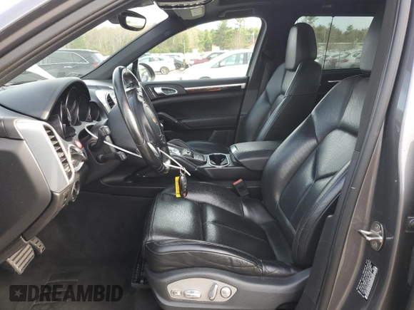 2013 Porsche Cayenne S with VIN WP1AB2A29DLA81366, listed as a Copart auction lot 53584475 with 135,109 mi miles and Salvage title. Bid and sale history available at DreamBid. Image 7.