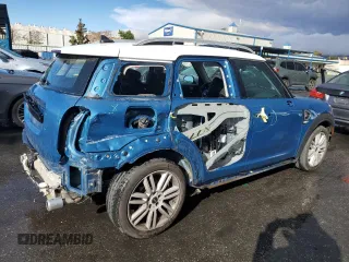 2020 MINI Countryman Cooper S with VIN WMZYX1C03L3L94225, listed as a Copart auction lot 80098624 with 33,195 mi miles and Salvage Title. Bid and sale history available at carsss.com. Image 3.