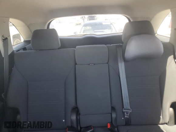 2017 Kia Sorento LX with VIN 5XYPG4A34HG295233, listed as a Copart auction lot 52551425 with 183,229 mi miles and Salvage Title. Bid and sale history available at carsss.com. Image 10.
