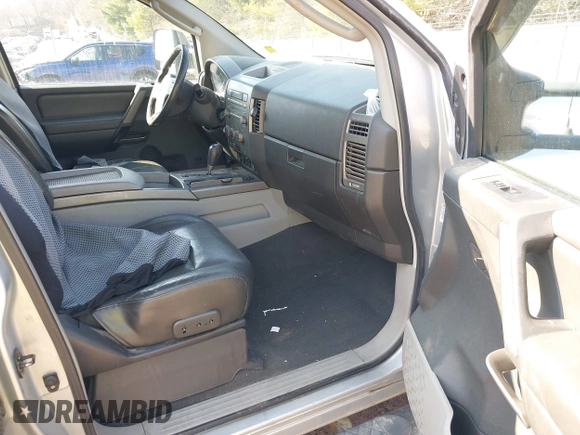 2004 Nissan Titan LE z VIN 1N6AA07B44N573319, wystawiony jako IAAI lot #42004100 z przebiegiem 196 357 mil mil oraz . Historia ofert i sprzedaży dostępna na DreamBid. Obrazek 5.