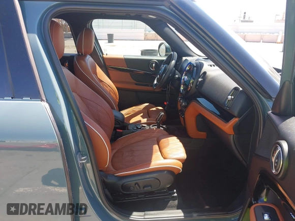 2022 MINI Countryman Cooper S with VIN WMZ53BR03N3N90132, listed as a IAAI auction lot 42228990 with 49,017 mi miles and . Bid and sale history available at DreamBid. Image 5.