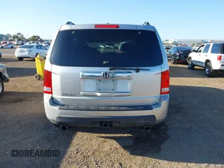 2011 Honda Pilot EX with VIN 5FNYF3H41BB018182, listed as a IAAI auction lot 42000601 with 152,912 mi miles and . Bid and sale history available at carsss.com. Image 17.