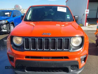 2020 Jeep Renegade Sport with VIN ZACNJAAB8LPL86428, listed as a IAAI auction lot 40952668 with 111,605 mi miles and . Bid and sale history available at carsss.com. Image 12.
