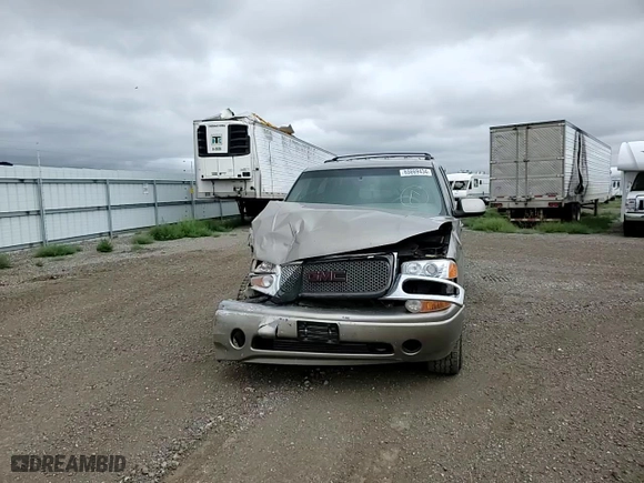 2001 GMC Yukon Denali with VIN 1GKEK63U01J192800, listed as a Copart auction lot 65669434 with 117,089 mi miles and Clean Title. Bid and sale history available at carsss.com. Image 11.