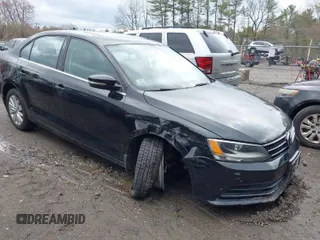 2015 Volkswagen Jetta Sedan 1.8T SE with VIN 3VWD17AJ3FM225093, listed as a IAAI auction lot 41974219 with 69,061 mi miles. Bid and sale history available at carsss.com. Image 1.