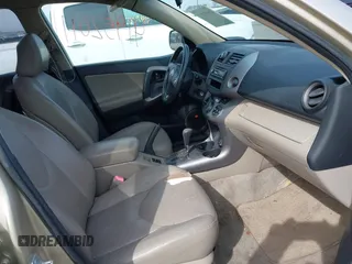 2007 Toyota RAV4 Limited with VIN JTMZD31V676038668, listed as a IAAI auction lot 41952011 with 164,071 mi miles. Bid and sale history available at carsss.com. Image 5.