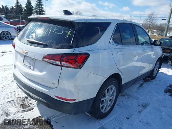 2024 Chevrolet Equinox LT with VIN 3GNAXKEG7RL224133, listed as a IAAI auction lot 41544497 with 9,494 mi miles. Bid and sale history available at carsss.com. Image 4.