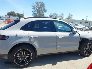 2020 Porsche Macan S с VIN WP1AB2A50LLB32696, выставлен на аукционе IAAI как лот 41831207 с пробегом 41 598 миль миль и . История ставок и продаж доступна на DreamBid. Изображение 14.