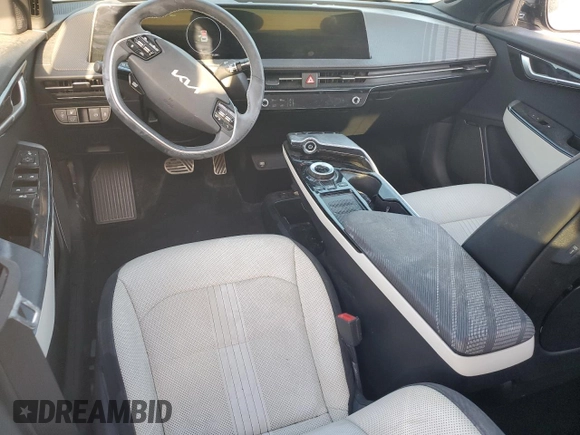 2022 Kia EV6 GT-Line with VIN KNDC44LAXN5037208, listed as a Copart auction lot 47805275 with 55,284 mi miles and Non Repairable. Bid and sale history available at DreamBid. Image 8.