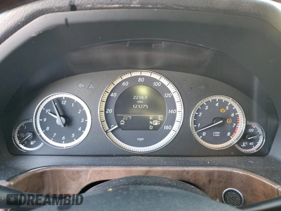 2011 Mercedes-Benz E 350 Luxury with VIN WDDHF5GB5BA464202, listed as a Copart auction lot 83943074 with 121,275 mi miles and Salvage Title. Bid and sale history available at DreamBid. Image 9.