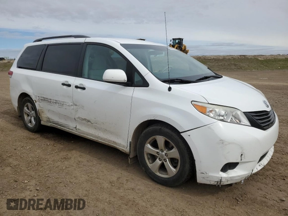 2013 Toyota Sienna L with VIN 5TDZK3DCXDS313664, listed as a Copart auction lot 55080535 with 245,026 mi miles and Salvage Title. Bid and sale history available at carsss.com. Image 4.