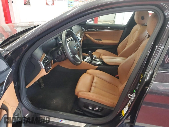 2020 BMW 5 Series 540i xDrive с VIN WBAJS3C09LWW63125, выставлен на аукционе IAAI как лот 42304864 с пробегом 42 153 миль миль и . История ставок и продаж доступна на DreamBid. Изображение 1.