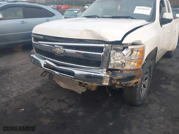 2009 Chevrolet Silverado 1500 LTZ with VIN 1GCEK39J79Z160110, listed as a IAAI auction lot 41046949 with 1 mi miles. Bid and sale history available at carsss.com. Image 6.